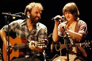 Mallu Magalhães e Marcelo Camelo cantam em Londrina