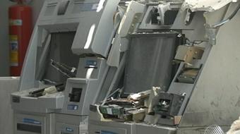 Ladrões explodem caixas eletrônicos no norte do Paraná