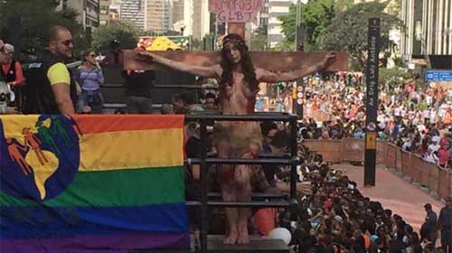 Tj Nega Indeniza O A Transexual Crucificada Na Parada Gay