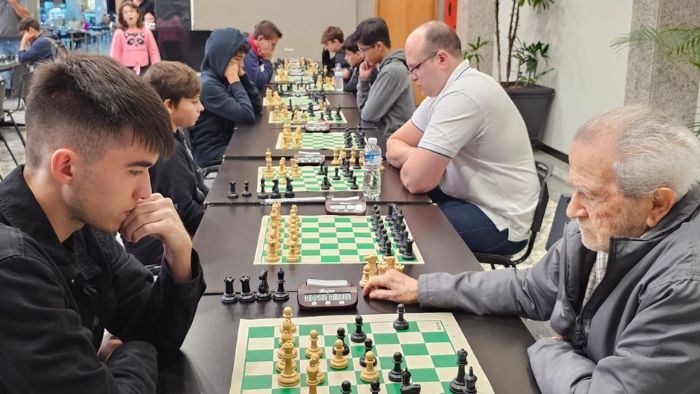 Biblioteca sedia Campeonato Londrinense de Xadrez Blitz no sábado (9) -  Blog Londrina