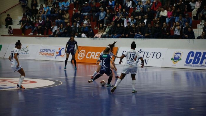 Londrina Futsal perde para o Cascavel nos pênaltis e cai na semi do  Paranaense Feminino - Blog Londrina