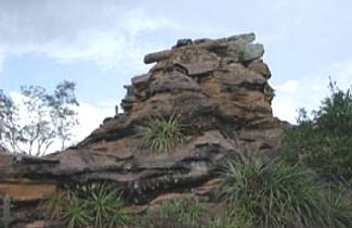 Reprodução - Pedra dos canhões - 1ª cidade