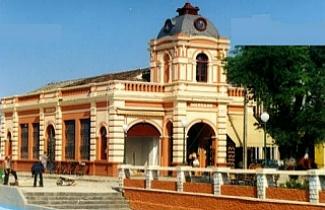 Prefeitura de Paranaguá - Mercado de artesanato