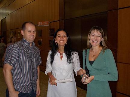 Os poetas Alvaro Posselt, Alexandra Barcellos e Eliziane Lobo Pacheco.