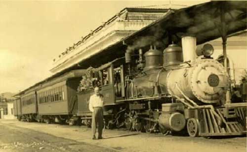 Divulgação - Imagem antiga da Estação Ferroviária de Antonina