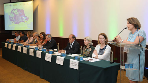 Divulgação - Entrega do Selo Bronze no 30º Congresso Estadual de Secretarias Municipais de Saúde do Paraná.