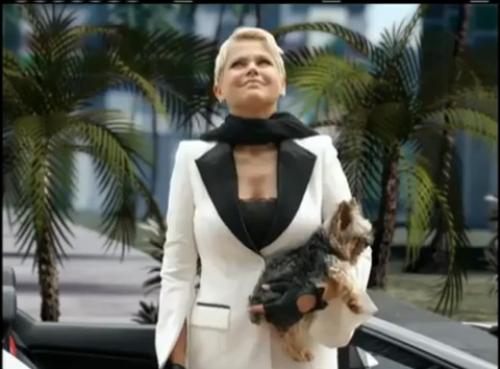 Reprodução/Record - Xuxa em seu primeiro comercial na Record