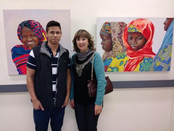 Os artistas Liane Maria e Fabrus na abertura da exposição 'América Espanhola', no Instituto Cervantes de Curitiba.