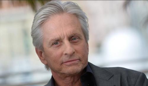 Divulgação - Em 'Homem-Formiga', o ator Michael Douglas, 70, interpreta Hank Pyn, o cientista que inventa o traje capaz de fazê-lo encolher para atuar como espião