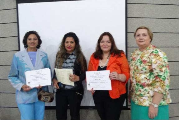 Foto de Luid Ferreira - Maria Antonieta Gonzaga Teixeira, Van Zimerman, Ivani Silva e Neiva Passuello.