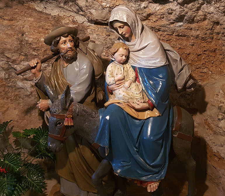 Melissa Calsavara - Imagem de Nossa Senhora do Desterro, representando a fuga da Sagrada Família para o Egito