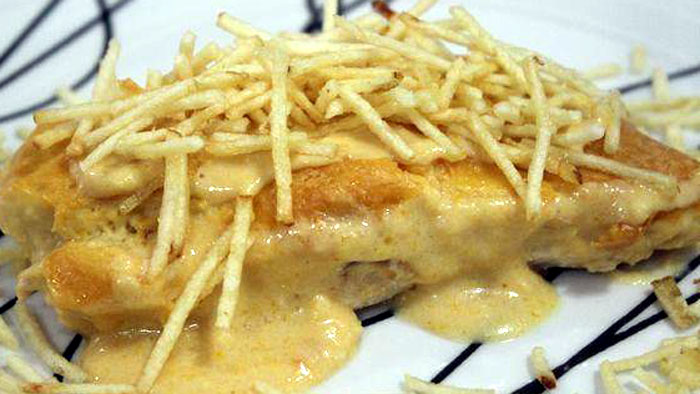 Filé De Frango Cremoso Com Batata Palha